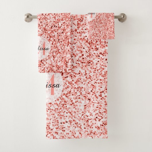 Roze koraal licht pastel sparkles Monogram Bad Handdoek (Insitu)