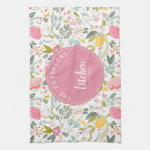 Roze Koraal Pastel Waterverf Bloemen Familienaam Theedoek (Verticaal)
