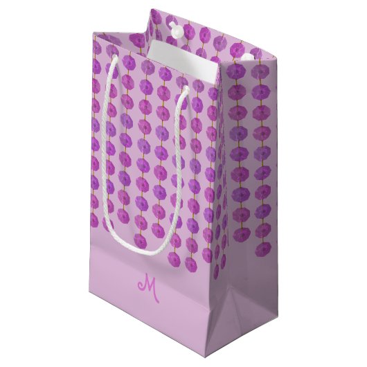 Roze Kristal Strands Monogram Gift Bag Klein Cadeauzakje (Voorkant Gekanteld)