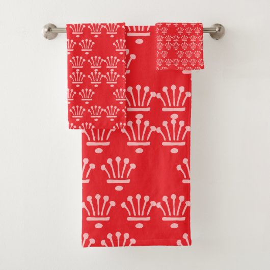 Roze kronen rood bad handdoek (Insitu)