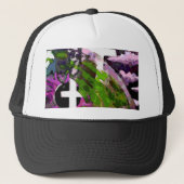 Roze kruis en ogen trucker pet (Voorkant)