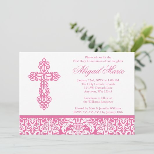 Roze  kruisramp meisje Eerste Heilige Communie Kaart (Staand voorkant)