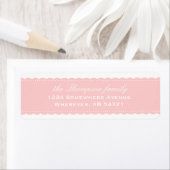 Roze label met opgerold lint-lace-logo (Insitu)