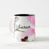 Roze Lelie Bloem op Wit met Zwart Tweekleurige Koffiemok (Voorkant links)
