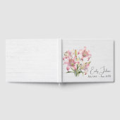 Roze lelies op witgeschilderd hout gastenboek (Volledig)