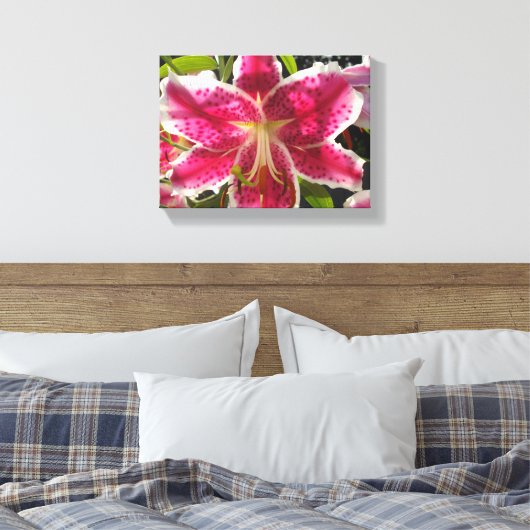 Roze lelies roze tropische bloemen roze bloemig canvas afdruk (Insitu (Slaapkamer))