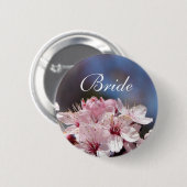 roze lentescherry blossom in blauw hemel ronde button 5,7 cm (Voorkant /achterkant)
