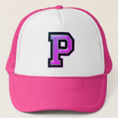 Roze letter "P" Trucker Hat Trucker Pet (Voorkant)