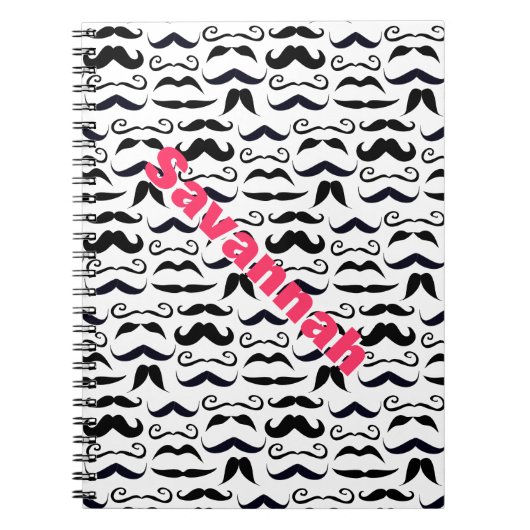Roze Letterige naam Mustache Hipster Patroon Notitieboek (Voorkant)