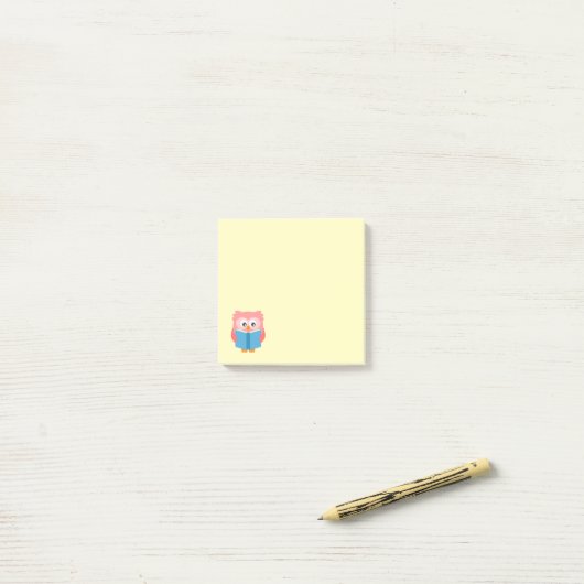 Roze leuke leesuil post-it® notes (Op bureau)