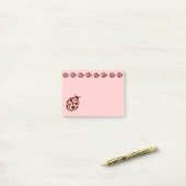 Roze lieveheersbeestje Post It Notes Gift (Op bureau)