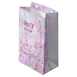 Roze lila bloemen klein cadeauzakje