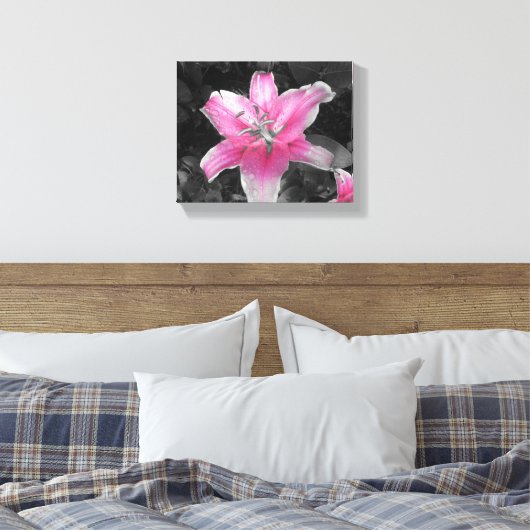Roze Lily Canvas Afdruk (Insitu (Slaapkamer))