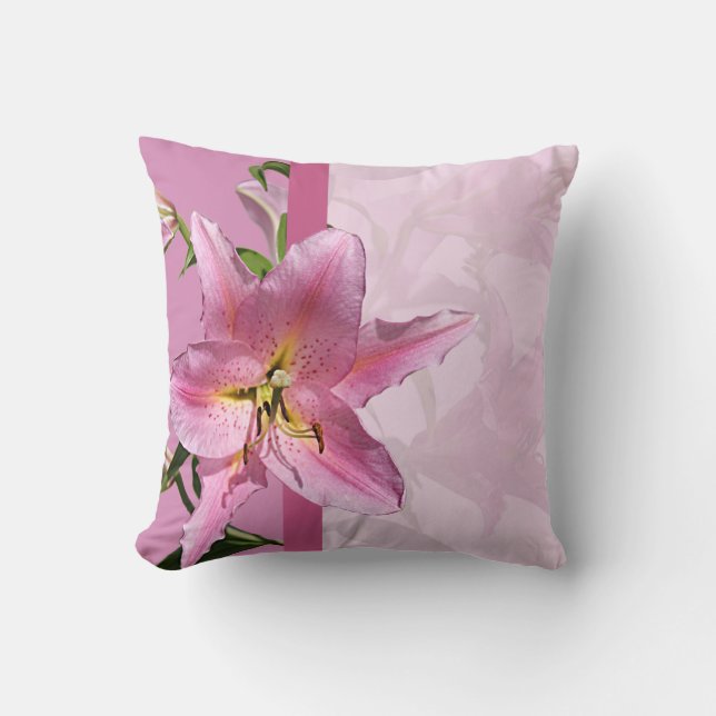 Roze Lily Sierkussen 2 (Voorkant)