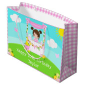 Roze limonade bruin haar meisje gelukkig verjaarda groot cadeauzakje (Achterkant Gekanteld)