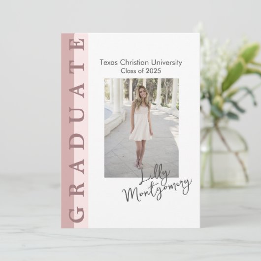 Roze Lineaire Foto Afstuderen Aankondiging Kaart (Staand voorkant)