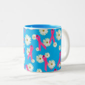roze lint en daisy-ontwerp tweekleurige koffiemok (Voorkant rechts)