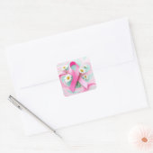 Roze lint en madeliefjes borstkanker bewustzijn vierkante sticker (Envelop)