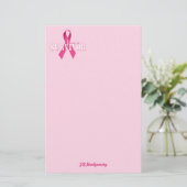 Roze lint en papier met naam (Staand voorkant)