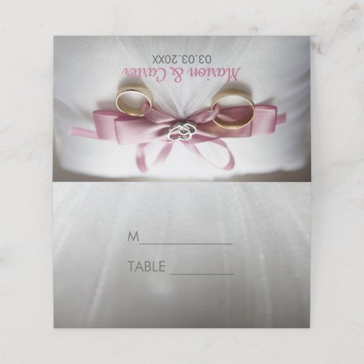 Roze lint en weduwen plaatskaartje (Buitenkant ongevouwen)