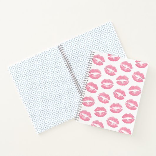 Roze lippen, patroon van lippen, roze lippenstift, notitieboek (Binnen)