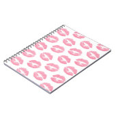 Roze lippen, patroon van lippen, roze lippenstift, notitieboek (Linkerzijde)