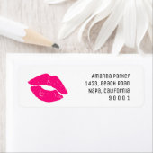Roze lippenstift kus retour adres label (Insitu)