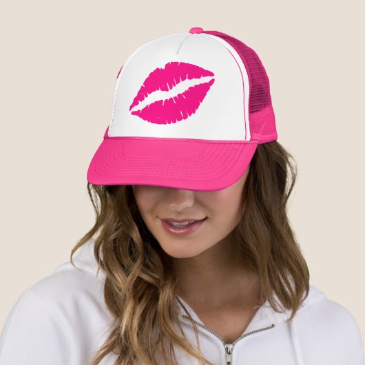 Roze lippenstift pop kunst trucker pet (In situ)