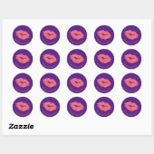 Roze lips verzegeld met een kus ronde sticker (Vel)