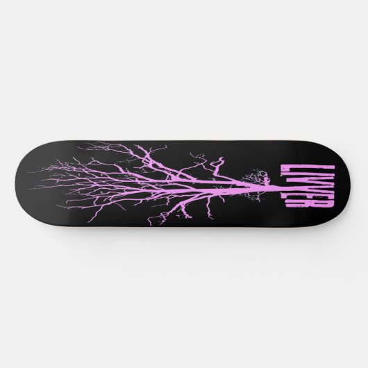 roze livver in zwarte sk8 skateboard (Horizontaal)