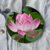 Roze Lotus Bloom Ronde Button 6,0 Cm (In situ)