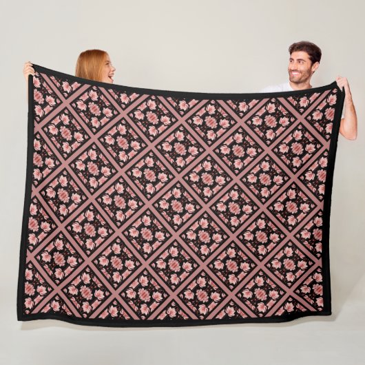 Roze Lotus Classic Fleece Deken (In situ)