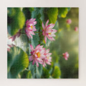 Roze Lotus Drijvend in een Vijver Legpuzzel (Horizontaal)