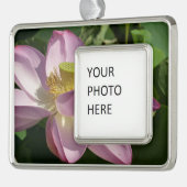Roze Lotus Flower II Summer Floral Verzilverd Omlijst Ornament (Links)