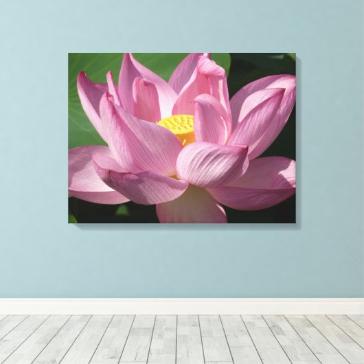 Roze Lotus Flower IV Canvas Afdruk (Insitu (Houten vloer))