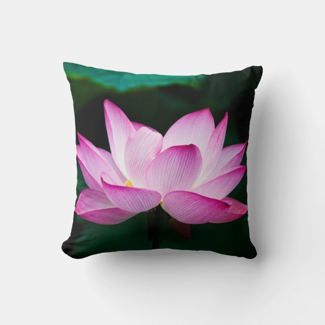 Roze Lotus Flower Kussen (Voorkant)