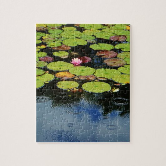 Roze lotus in regen legpuzzel (Verticaal)