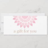 Roze Lotus Mandala Spa Gift Certificate Feestdagenkaart (Voorkant)