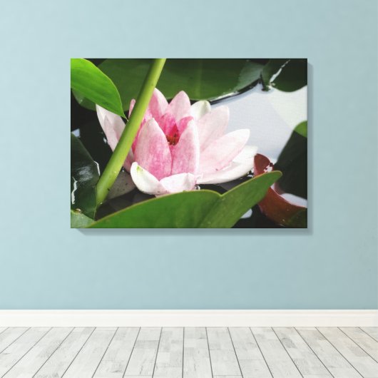Roze Lotus Photography Print (Insitu (Houten vloer))