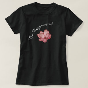 Roze Lotus Water Lily op zwart geïnspireerd T-shirt