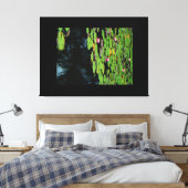 roze lotus zwart water canvas afdruk (Insitu (Slaapkamer))