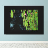 roze lotus zwart water canvas afdruk (Insitu (Houten vloer))