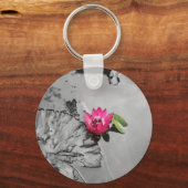 Roze Lotus (zwarte en witte achtergrond) Sleutelhanger (Voorkant)