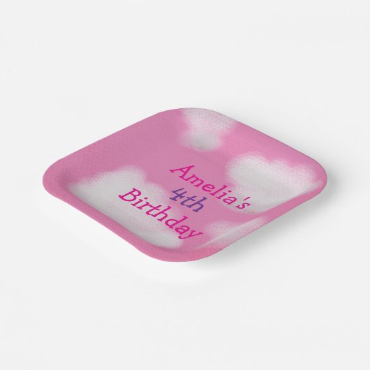 Roze lucht en pluizige wolken Verjaardag Papieren Bordje (Gebogen)