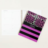 Roze luipaard en zwarte roze strips op maat planner (Display)