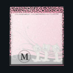 Roze luipaard patroonpatroon met grappige katten notitieblok<br><div class="desc">Blocnote klaar voor u om zich aan te passen. 📌 Als u verdere aanpassing nodig hebt, klikt u op de knop "Klik om verder aan te passen" of "Ontwerp aanpassen of bewerken" en gebruikt u ons ontwerpgereedschap om de grootte van de grootte van de tekst te wijzigen, te roteren, tekstkleur...</div>