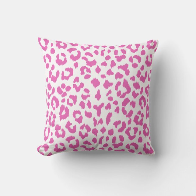 Roze luipaardprint met monogram kussen (Voorkant)
