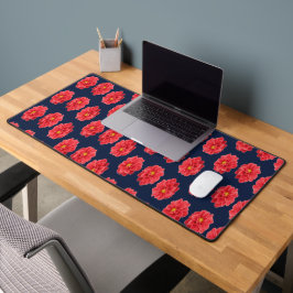 Roze maanbloem op blauw bureaumat