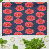 Roze maanbloem op blauw theedoek (Gevouwen)