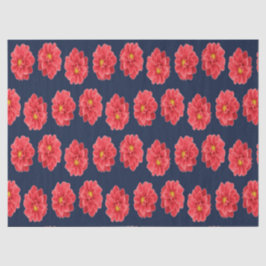 Roze maanbloem op blauw tissuepapier